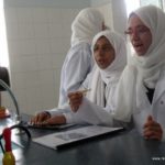 تجربة معملية كيف تساعد الأحماض في نمو النبات – مدارس الرشيد الحديثة – فرع الإنجليزي (10)