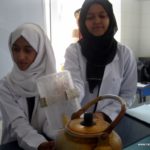 تجربة معملية كيف تساعد الأحماض في نمو النبات – مدارس الرشيد الحديثة – فرع الإنجليزي (5)