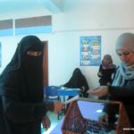 تكريم الكادر التعليمي والإداري بفرع الإنجليزي (16)