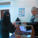 تكريم الكادر التعليمي والإداري بفرع الإنجليزي (19)