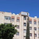 توزيع الكسوة على أيتام دار الرحمة – مدارس الرشيد الحديثة فرع معين الإنجليزي (2)