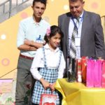 تكريم أوائل شهر إبريل – مدارس الرشيد الحديثة فرع معين الإنجليزي (8)