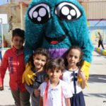 استقبال الطلاب في أول يوم دراسي بفرع معين الإنجليزي (2)