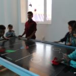 استقبال الطلاب في أول يوم دراسي بفرع معين الإنجليزي (7)