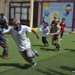 أنشطة رياضية بين الآباء والأبناء بفرع معين إنجليزي (7)