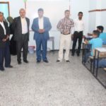 مدير مكتب التربية يتفقد سير الاختبارات بمدارس الرشيد الحديثة فرع معين الإنجليزي (2)